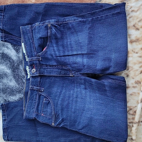 Size 12 Boys Wrangler's - Picture 3 of 6